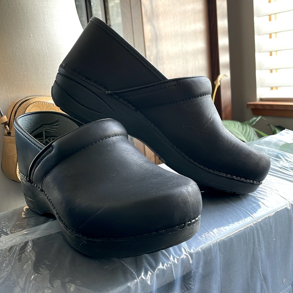Dansko XP20 black clogs. Super comfy!